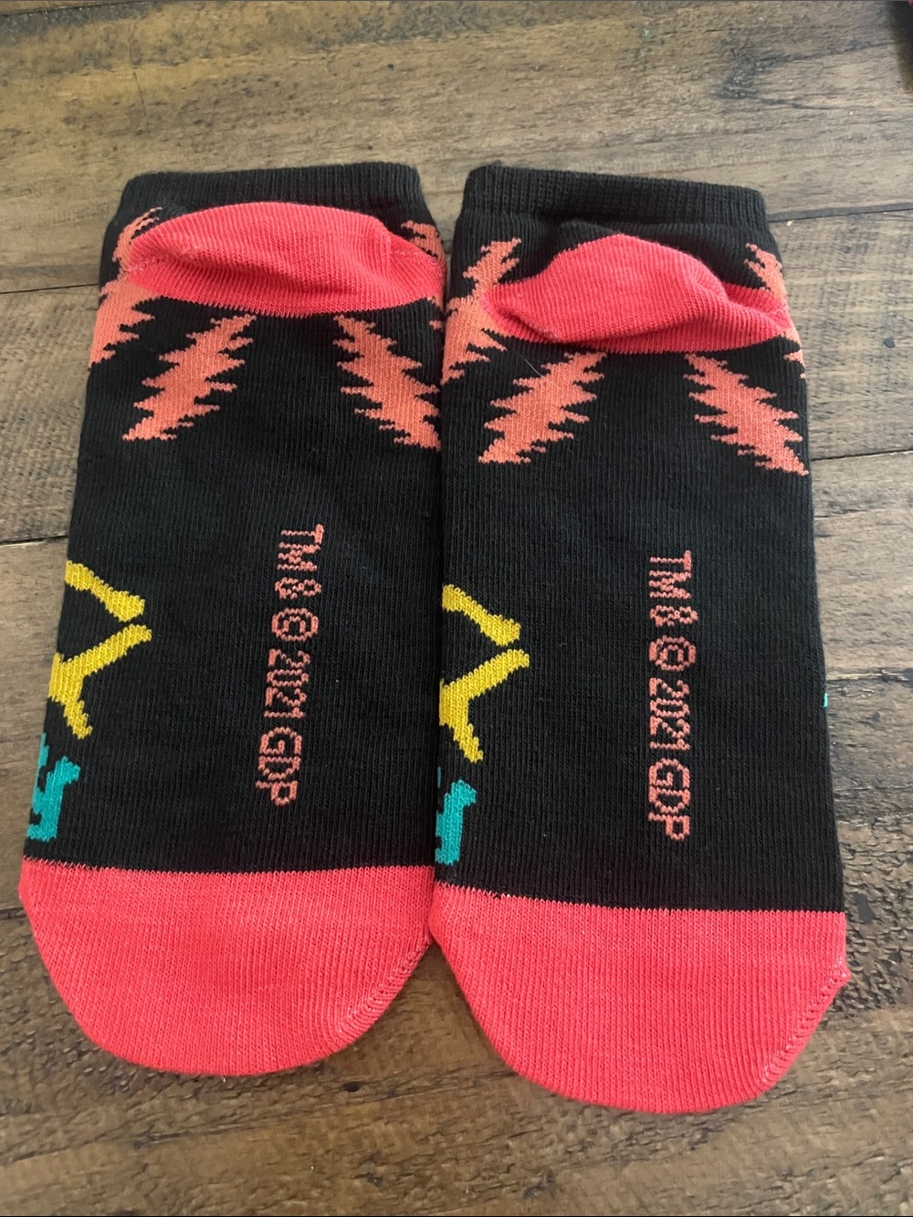 Novelty Grateful Dead No Show Socks - 3 pairs - Picture 5 of 7